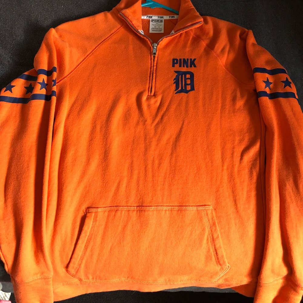 Victoria’s Secret Pink Zip up (Detroit tigers)